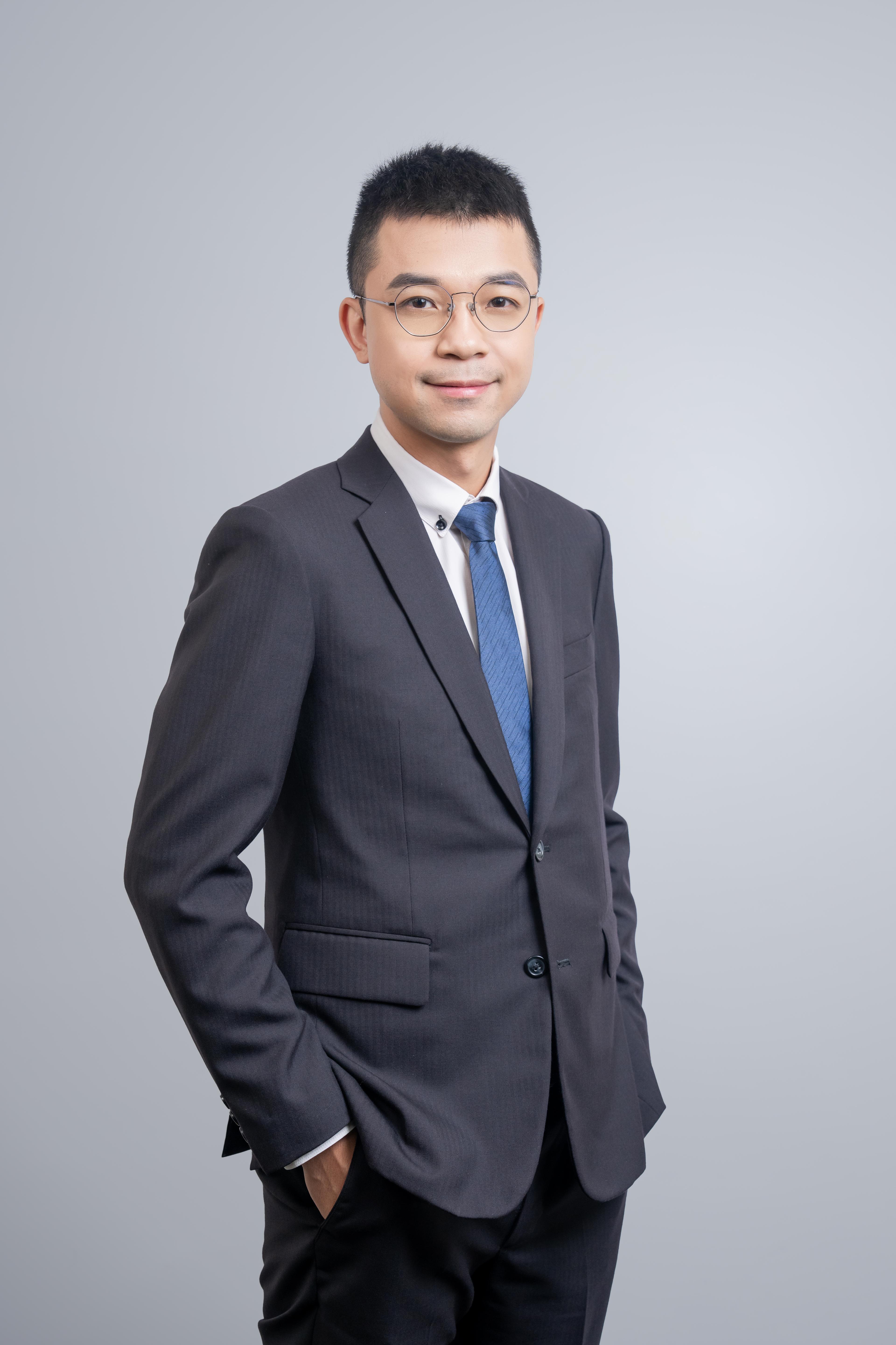 許冠華